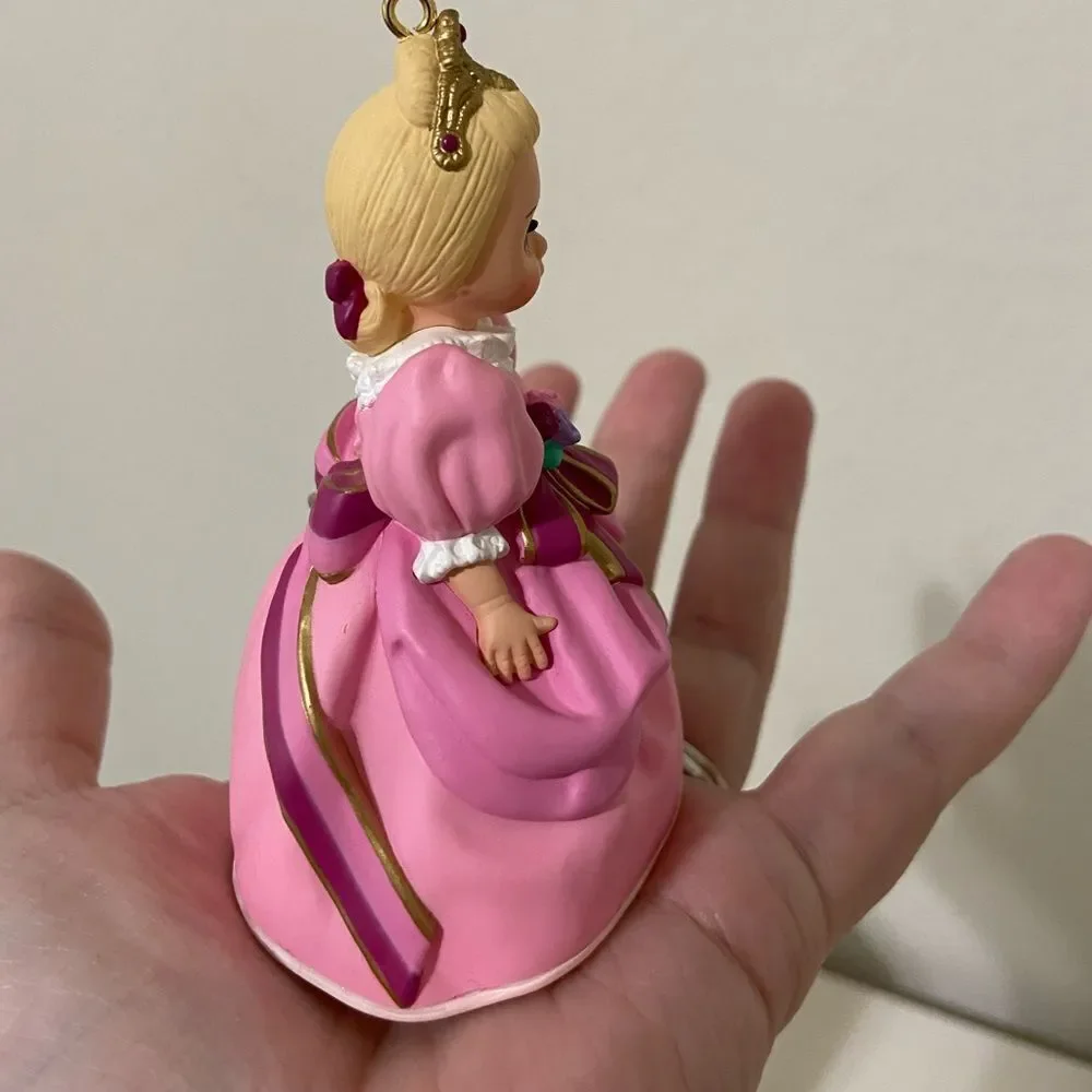 Hallmark Keepsake Ornament Madame Alexander Cinderella 1995